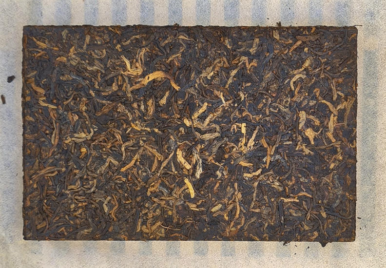 Шу Пуэр "Злой Император" - 250 гр. 2011 год.