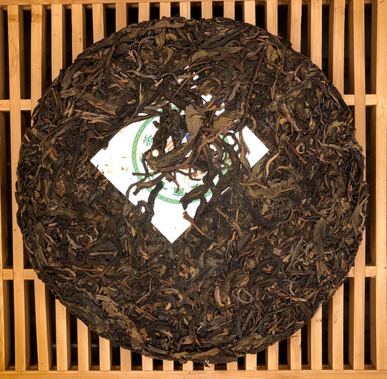 Шен Пуэр Пувэнь "Облачные Почки" - 5568 -2018 г. 400 гр.