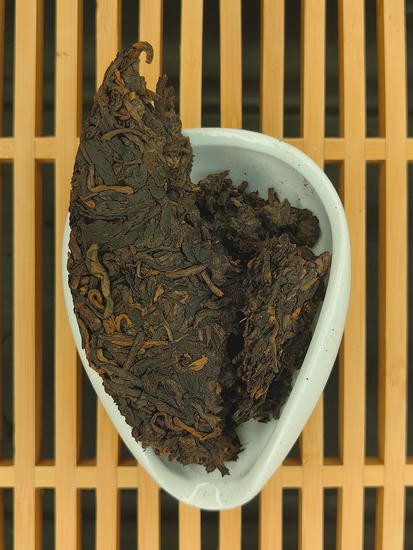Шу Пуэр "Мэнхайский Тигр" - Чень сян - 357 гр. 2019 г.