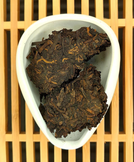 Шу Пуэр "Сонг Чжэнь Хао" - 2005 г. 357 гр.