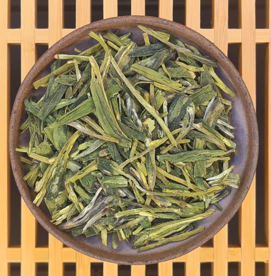 Зеленый Китайский чай "Си Ху Лун Цзинь" - Колодец дракона