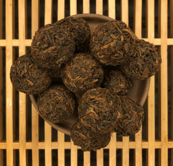 Шу Пуэр "Жемчужина Дракона из Бада Шань"