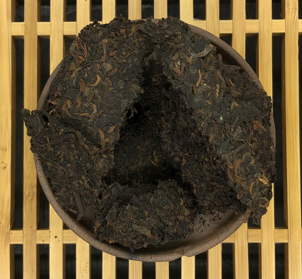 Шу Пуэр "Императорская Печать" - 2010 г. 357 гр.