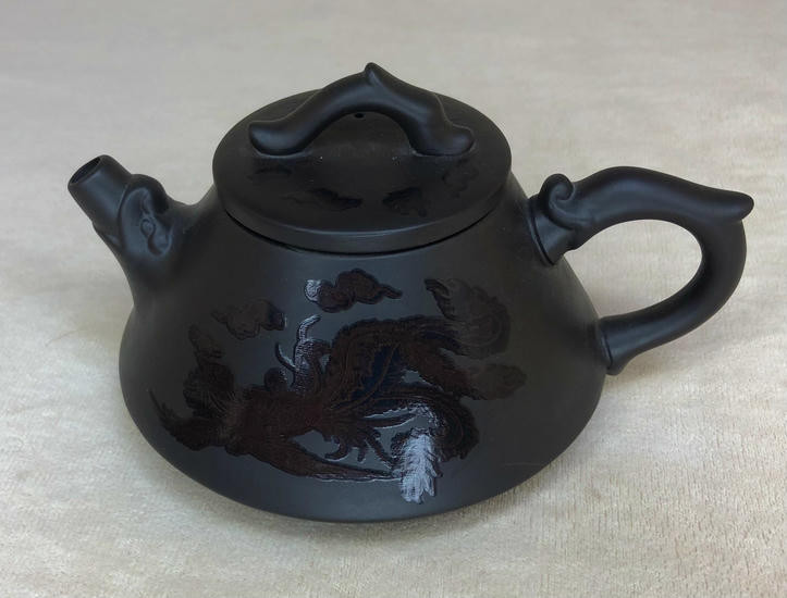 Глиняный чайник "Дракон и Феникс" - в ассортименте