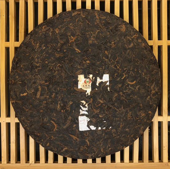 Авторский Шу Пуэр  "Птица Феникс" - 2018 г. 357 гр.