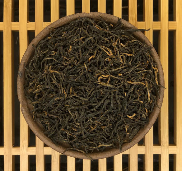 Красный чай "Инь Цзюнь Мэй" - Серебряные брови