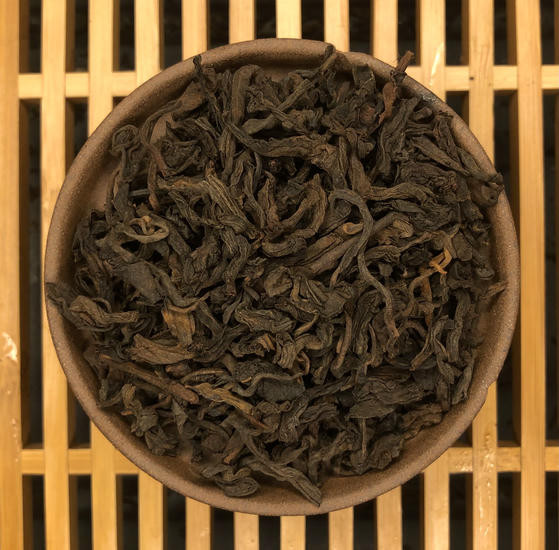 Шу Пуэр в корзине "Юньнань Чжансян" - 1991 г.