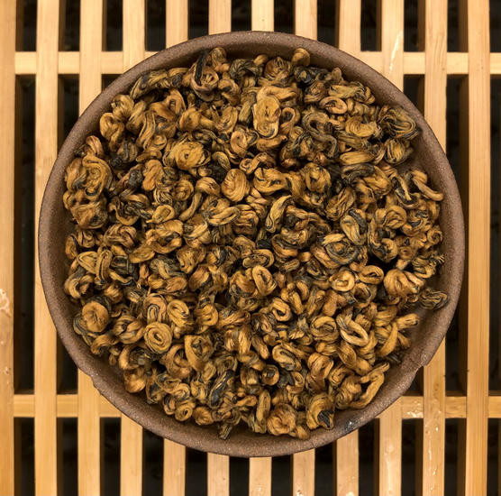 Фермерский Красный  чай "Хун Цзинь Би Ло Чунь"