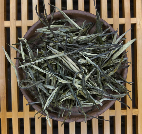 Зеленый чай "Шань Инь Чжэнь"