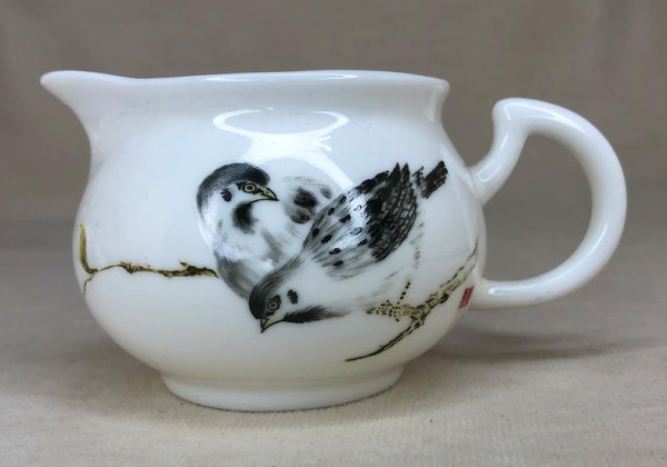 Фарфоровая Чахай "Птицы на ветке"