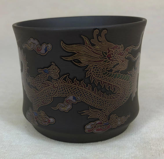 Глиняная пиала с наклейкой "Дракон" 120 мл. Глиняная пиала с наклейкой "Дракон" 120 мл.