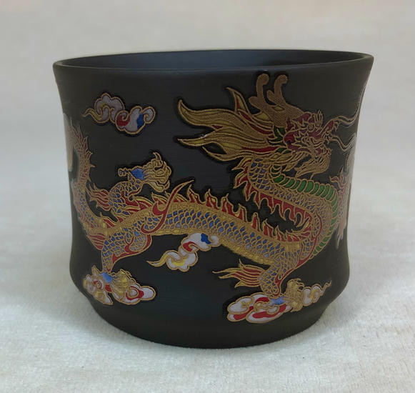 Глиняная пиала с наклейкой "Дракон" 120 мл. Глиняная пиала с наклейкой "Дракон" 120 мл.